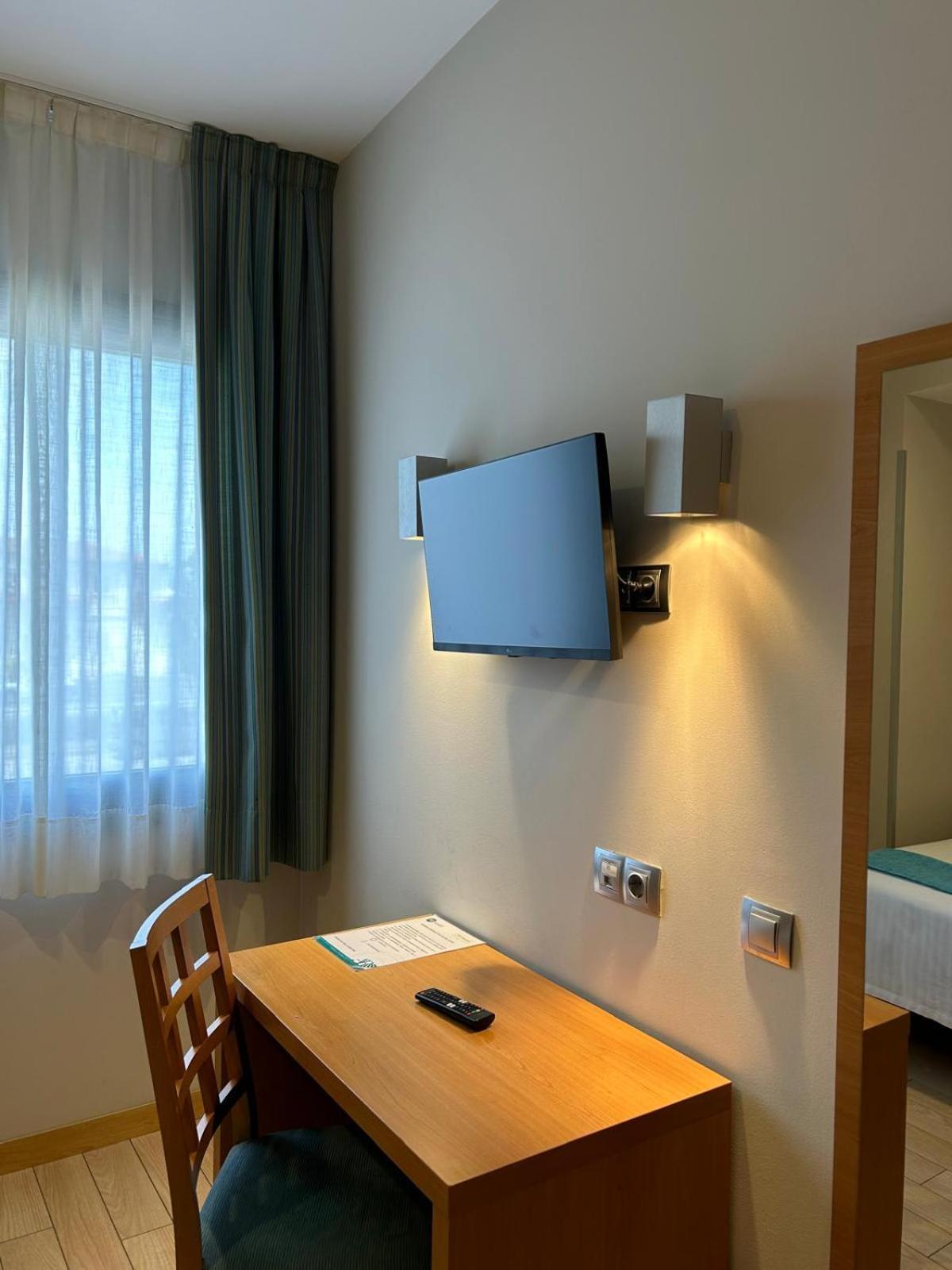 Hostal Aralar Aizoáin Kültér fotó